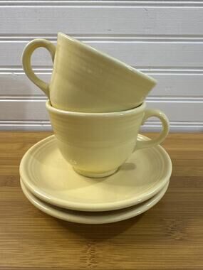 Fiesta Ware Homer Laughlin Pale Yellow Tea Coffee Cup Saucer Set Of 2